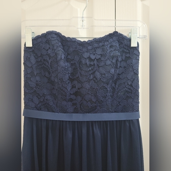 David’s Bridal Navy Blue Short Scalloped Strapless Lace Mesh Dress - Picture 6 of 9